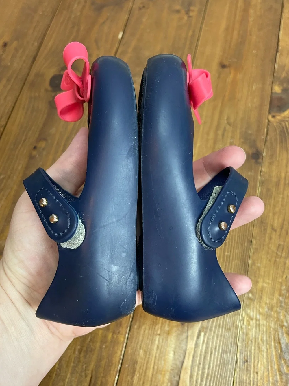 Mini Melissa size 8 navy blue Mary Jane jelly shoes with pink bows